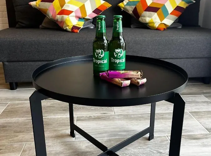 La Nina Bonita Costa De Antigua